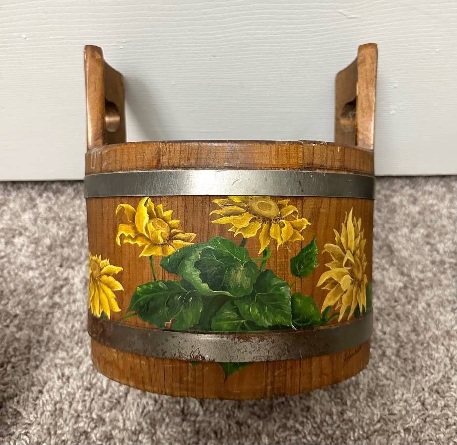 Vintage Basketville Vermont NY Rustic Wood Barrel Bucket Farmhouse Country Style Hand Painted Signed Planter Vessel Decor