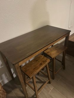High Top Kitchen Table & Chairs