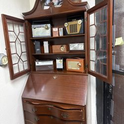 Secretary Desk With Hutch
