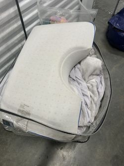 Memory Foam Pillow