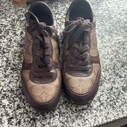 Women Coach Shoes Size 9