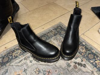 Dr martens/ boots