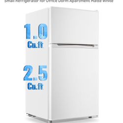 Mini Fridge With Freezer 