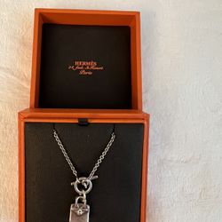 Hermes necklace authentic