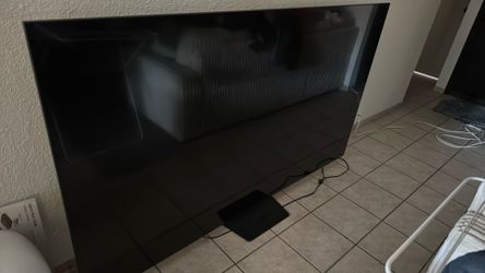 Samsung 85” QLED 4K Smart TV (QN85Q60CAFXZA) – Excellent Condition
