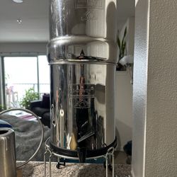 Big Berkey Water Filter w/ Stand