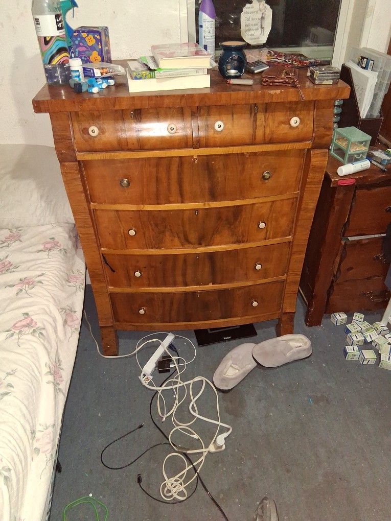 Nice Dresser