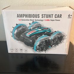 Remote controlled stunt car