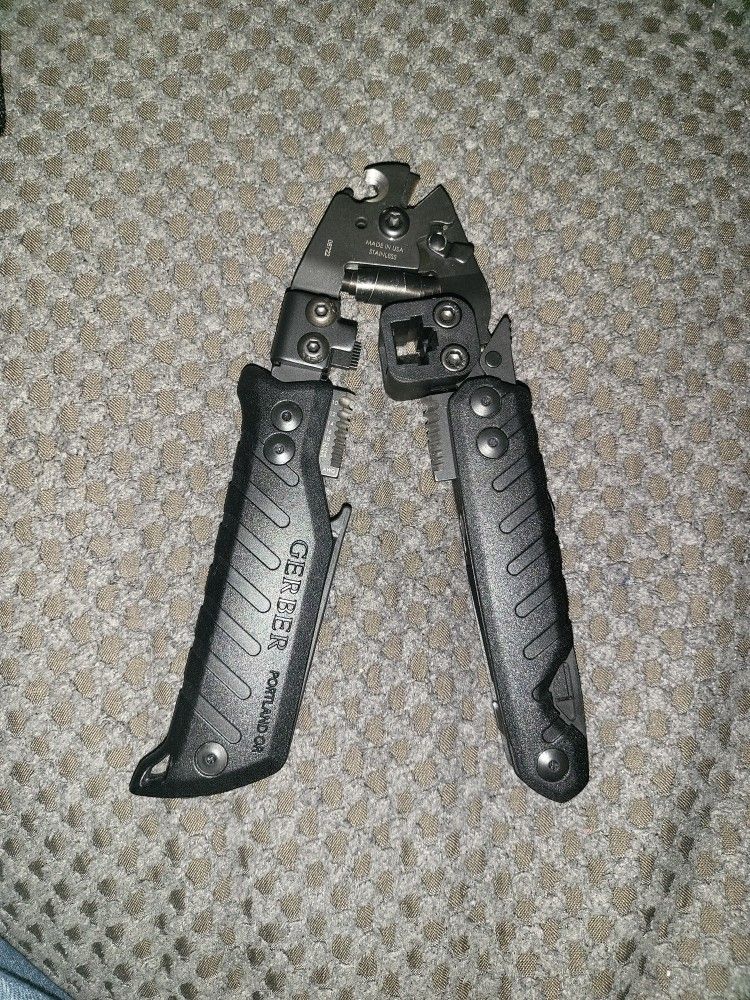 Gerber Cable Dawg