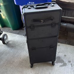 Makeup/hair/nail Cart