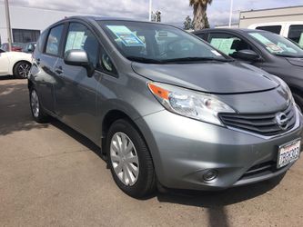2014 Nissan versa note hatchback
