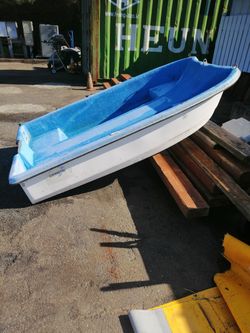 8' Livingston fiberglass boat