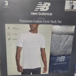 Tshirts NEW BALANCE 