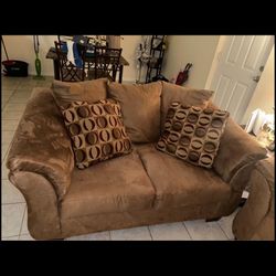 Cozy Living Room Set with Table and End Tables