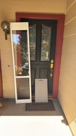PetSafe Dog Door 80” Height 24”x14” Opening 18” Wide