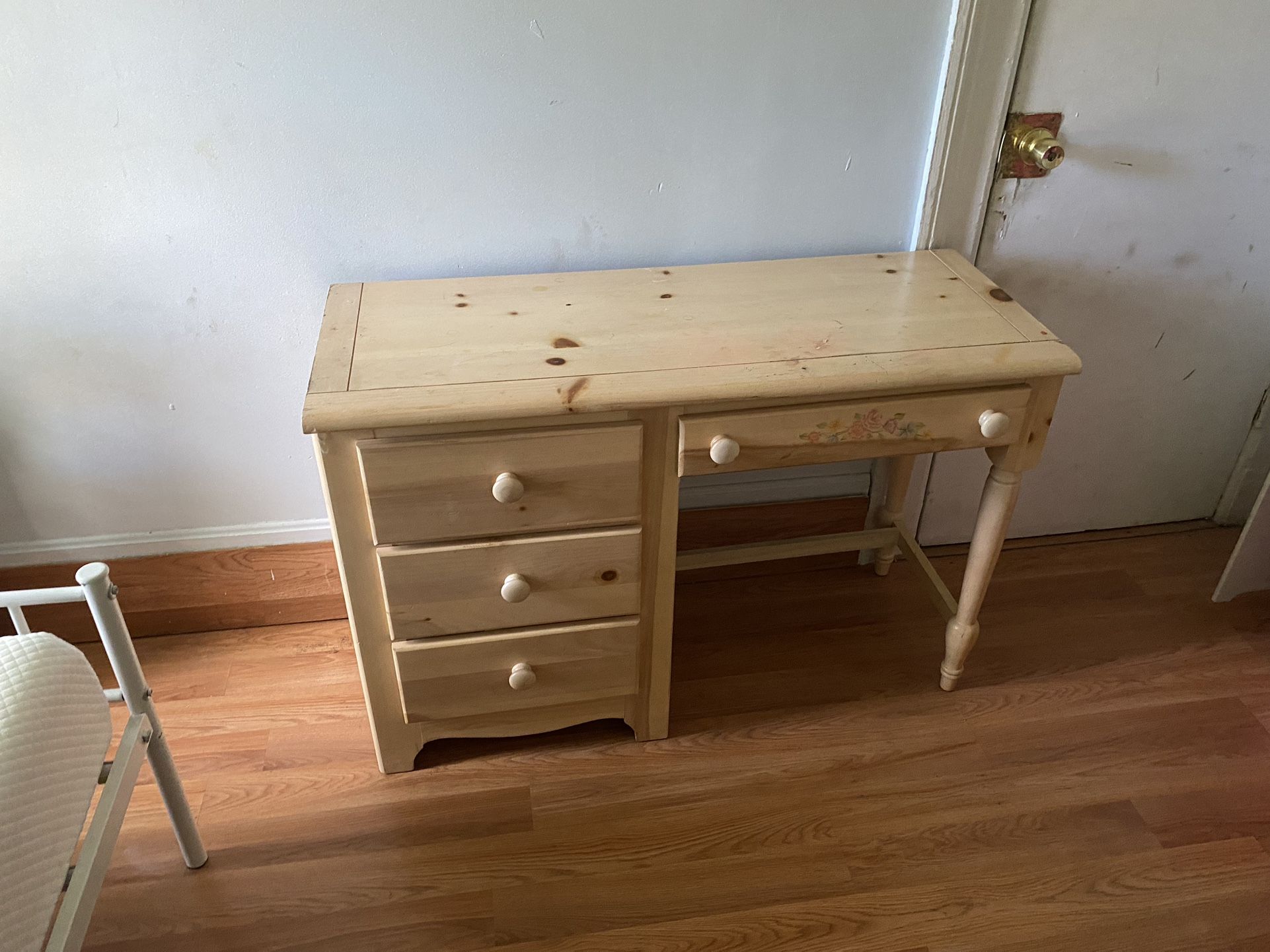 Vanity Desk