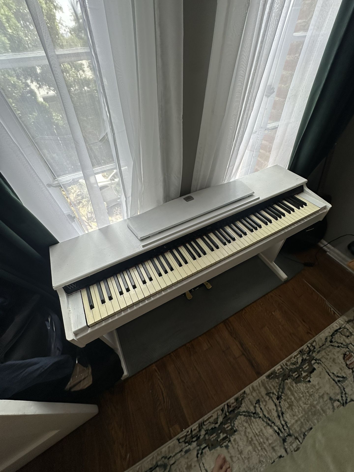 Free & Wonderful Upright Digital Piano
