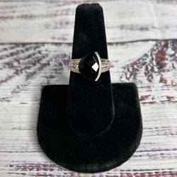 925 Onyx Meda Sterling Silver Ring Size 7