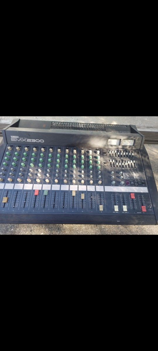 yamaha emx2300 mixer