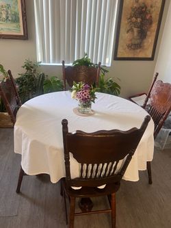 Dining Table 4 seats