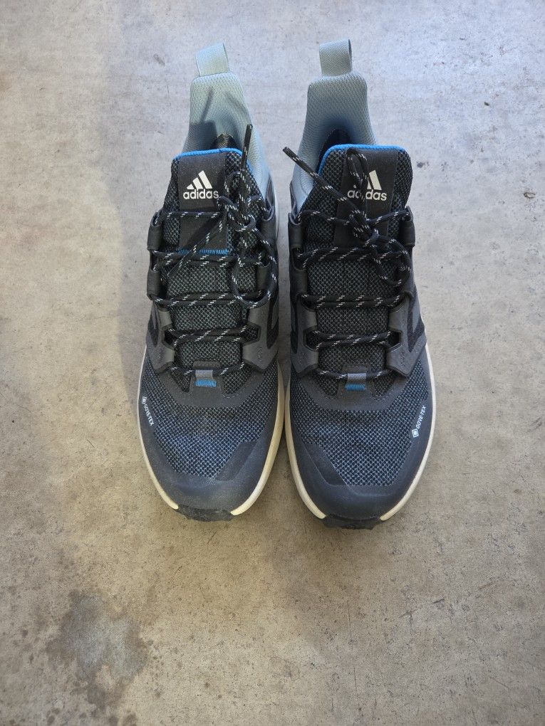 Size 11 1/2 Adidas Men's Shoes
