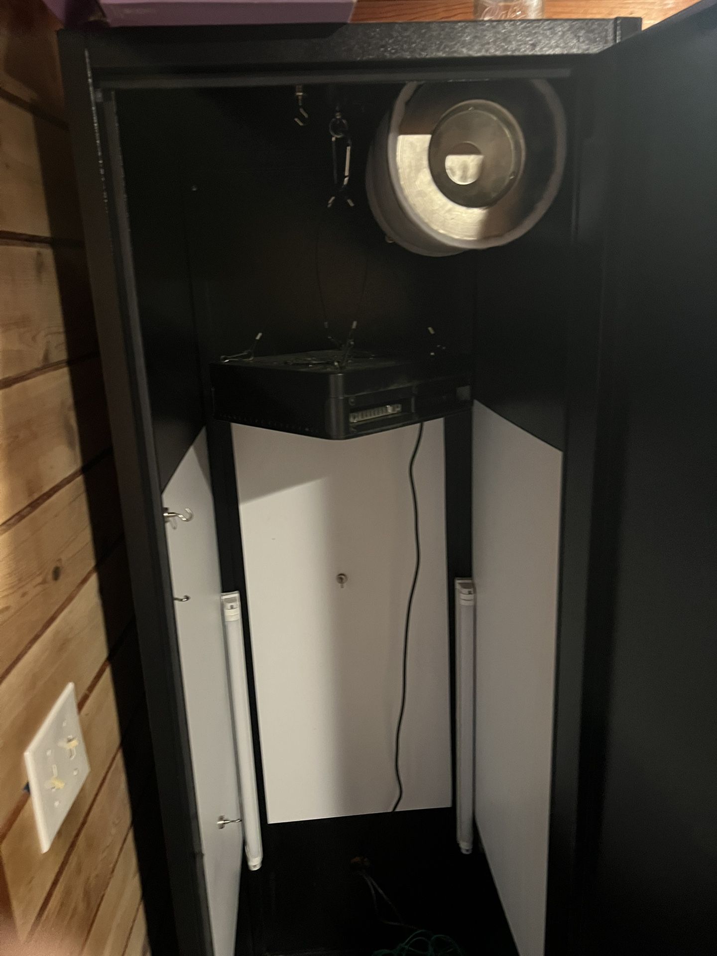 6ft Growing Cabinet Grow Box