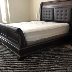 Beautiful Solid Wood Bedroom Furniture 