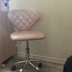 Pink Vanity Chair Lightly Used 50