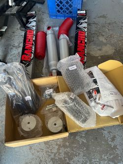 New 1500 Silverado Rear Lift Kit, See All Photos.