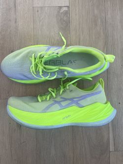 Asics Running Shoes – Size 10.5 Men’s (FF Turbo, Neon Yellow)
