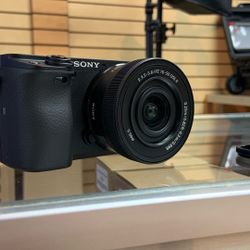 Sony ZV-E10 Mark II With 16-50mm Lens 