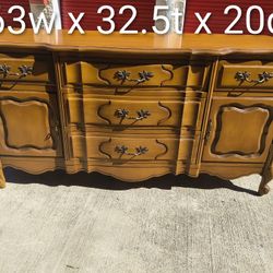 French Provincial Buffet Credenza Sideboard Entry Table 