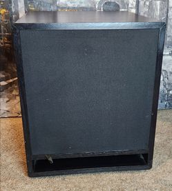 Earthquake Sound FF12 i 12-inch front-firing subwoofer