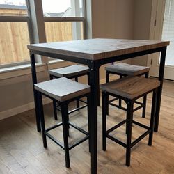 Counter Height Table w/ Chairs