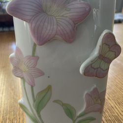 Vtg White Vase w/Raised Butterfly and Flowers 