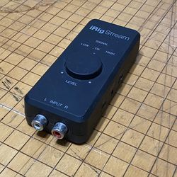 iRig Stream Portable Interface