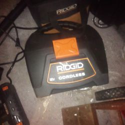 Rigid Cordless Shop Vac