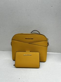 Michael Kors Handbag & Wallet 