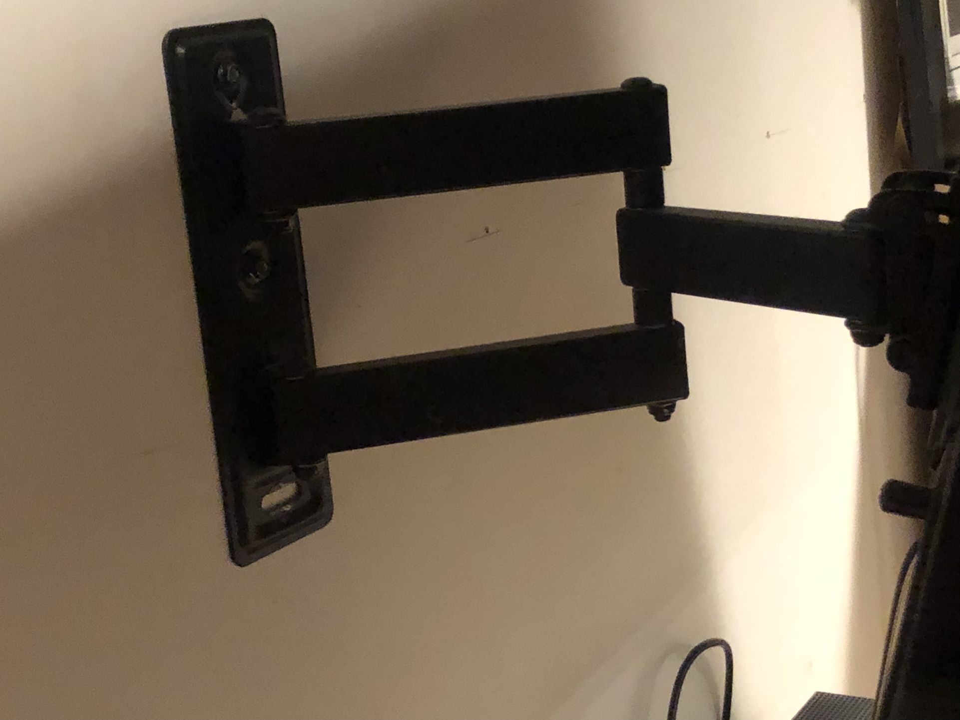 Sanyo 50 Inch Tv And Wall Mount