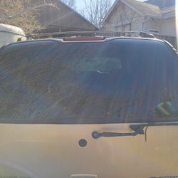 Liftgate Glass For A 2000 Chevy Tahoe