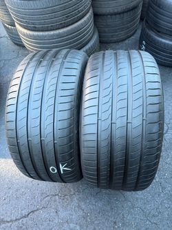 2 tires 285-40-20 Lexani 70% tread life $130 for 2 mounted and balanced