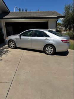 2011 Toyota Camry LE 4 cylinder
