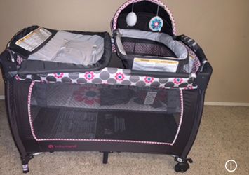 Baby playpen (very gently used)