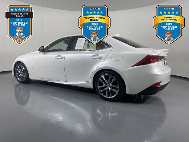 2019 Lexus IS