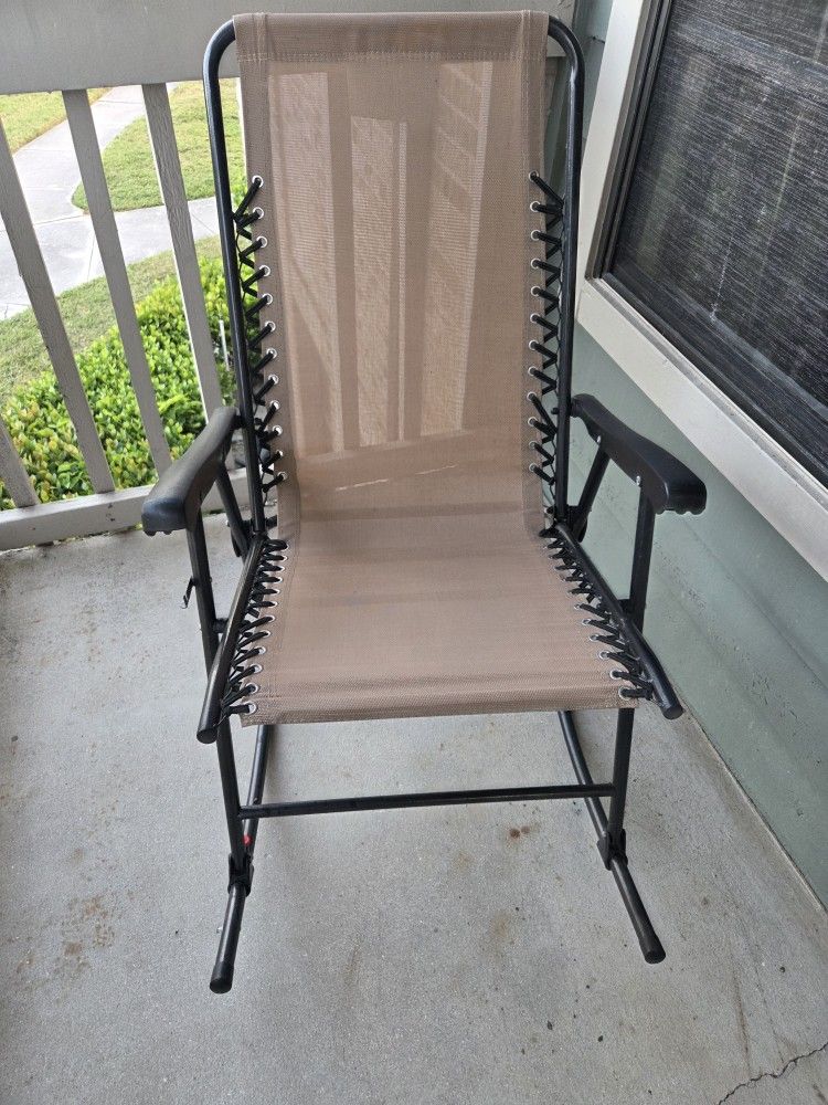 Rocking Outdoor Folding Chair