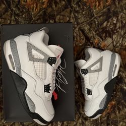 Size 10 White Cement 4s  (2025)