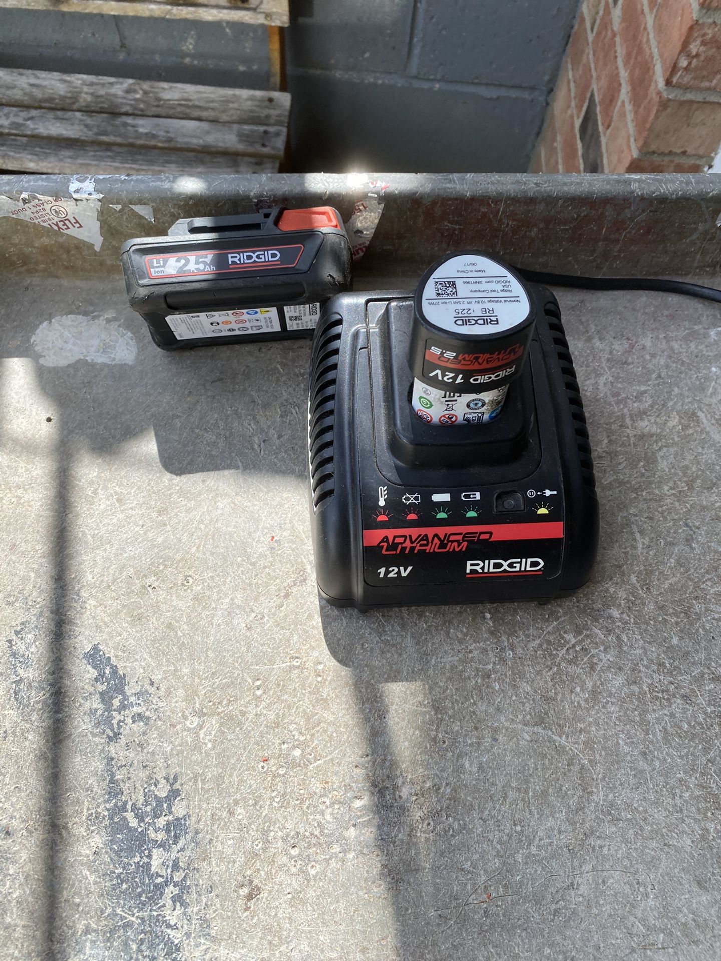 Ridgid battery for 18 V rigid pro press