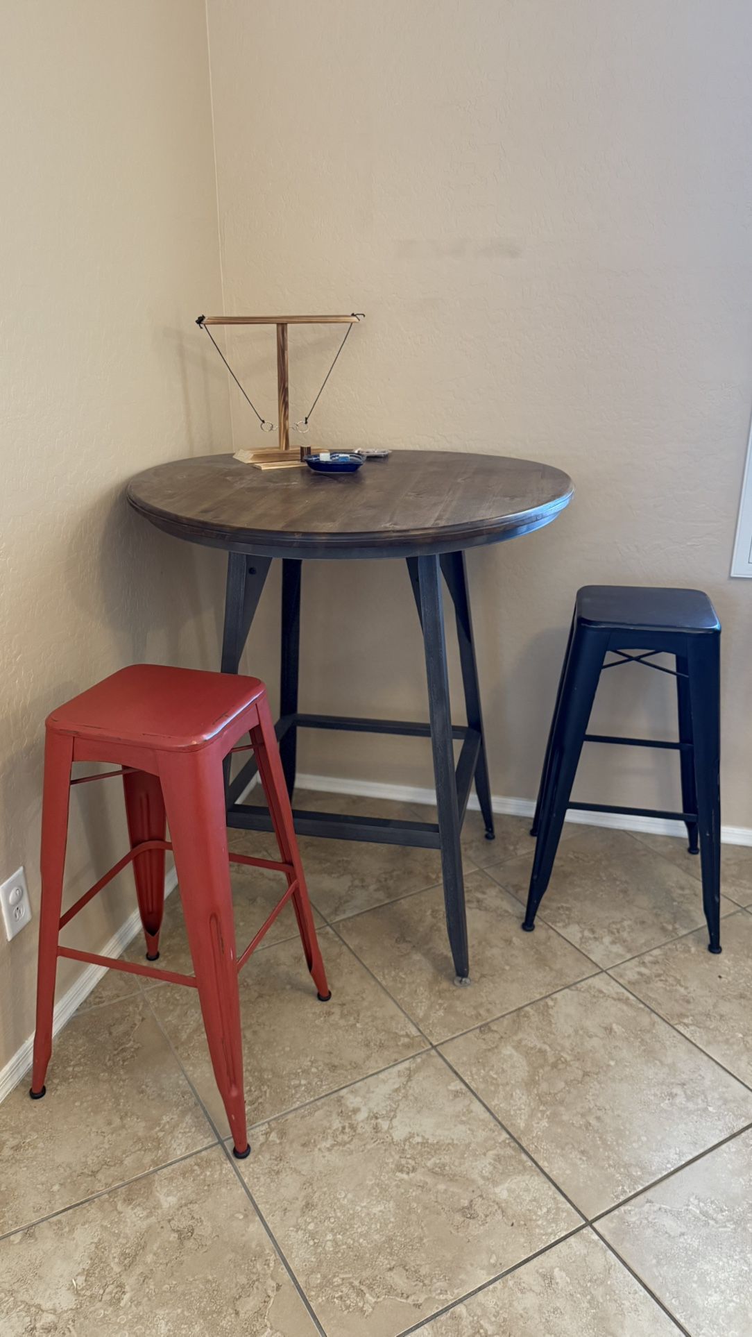Bar Stools and table!