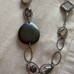 Women’s Necklace 