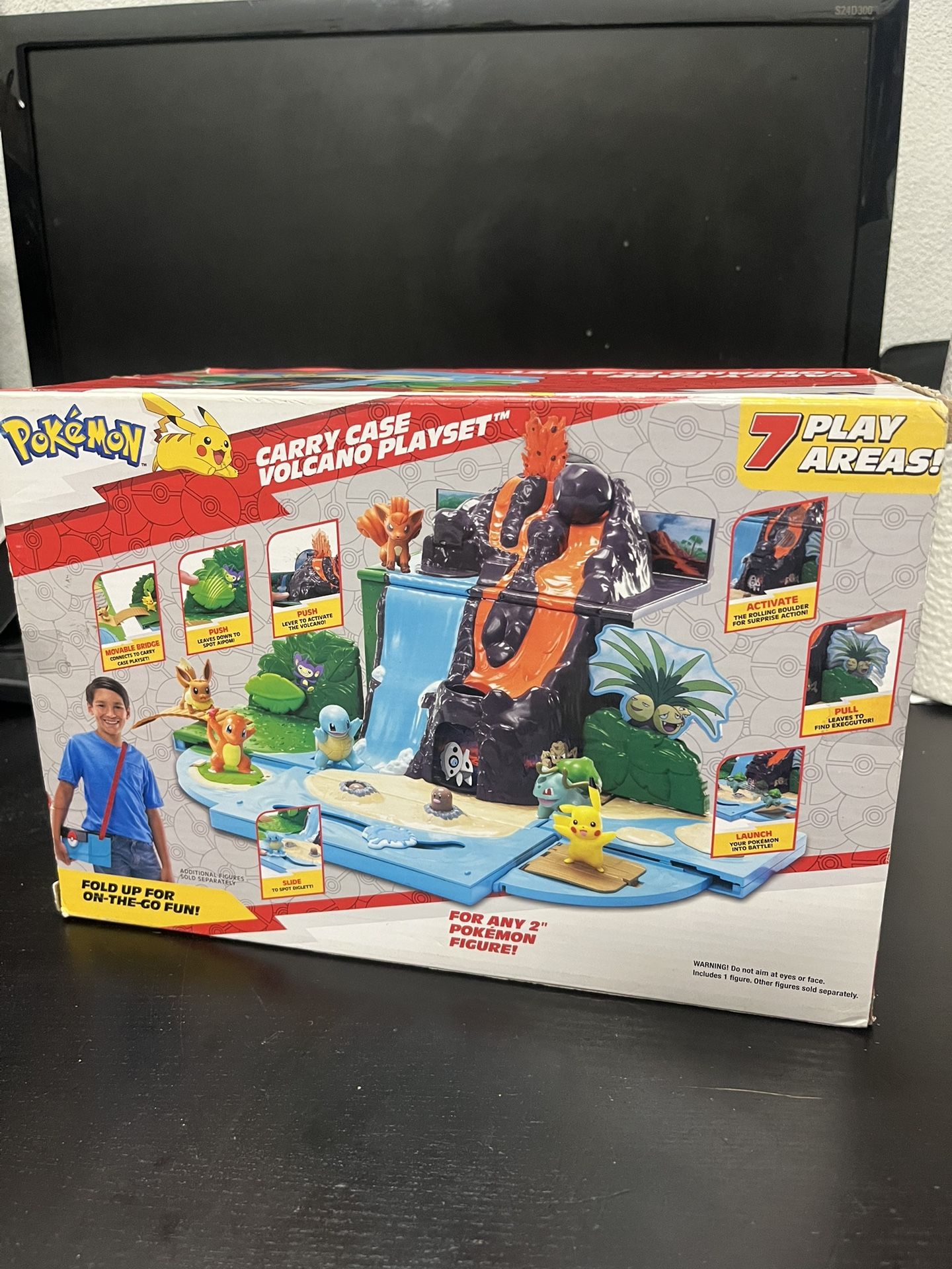 pokemon carry case volcano